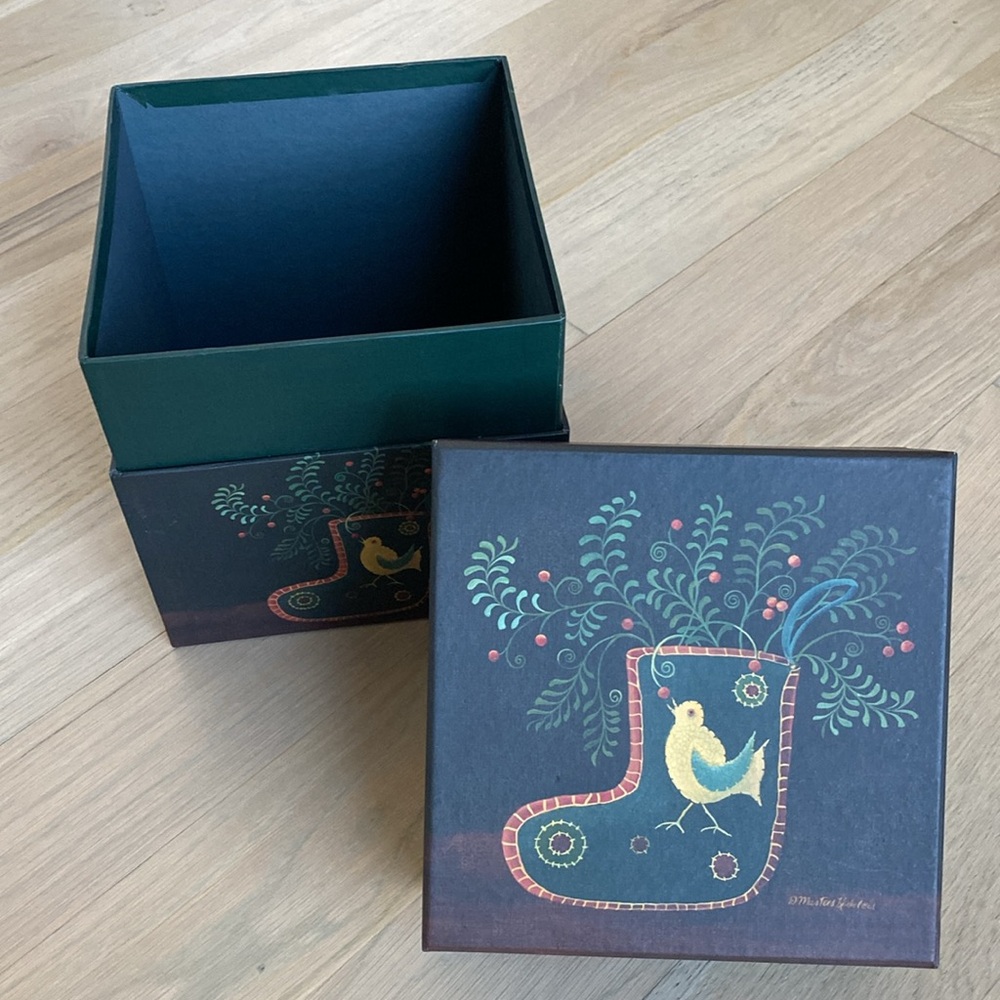 Bob's Boxes 'Fruit and Flowers' Square Box